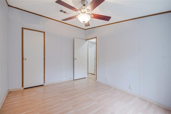 Building Photo - 18240 Lynbrook Rd