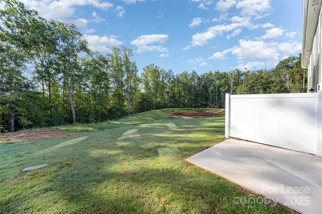 Building Photo - 5110 Hyrule Dr