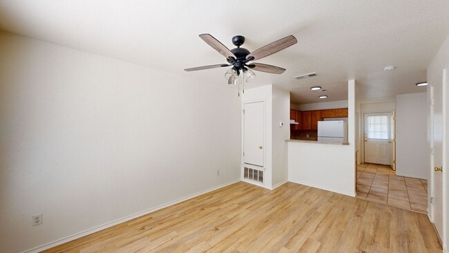 Building Photo - FREE DECEMBER RENT!!!