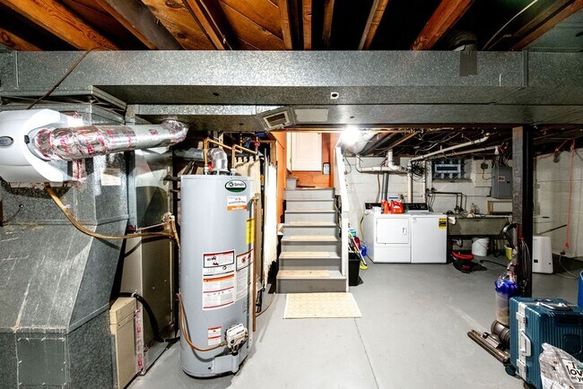 Building Photo - Charming 3brm/2ba house near Como Park!