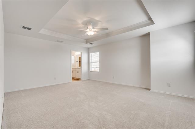 Building Photo - 16048 Isles Dr