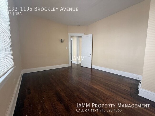 Building Photo - 1193-1195 Brockley Avenue-