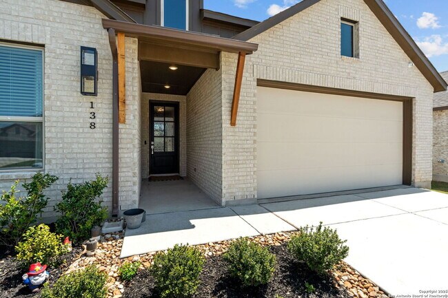 Building Photo - "Charming 4-Bed, 3-Bath Home in Castrovill...