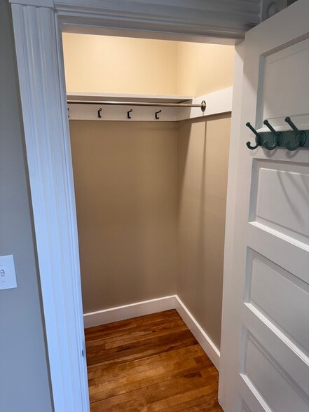 Building Photo - 12 Crosby St