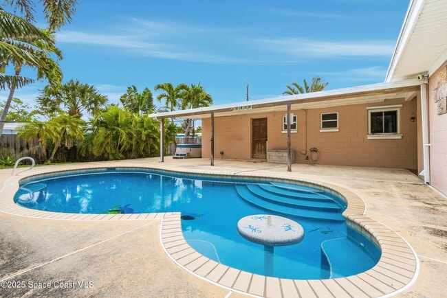 Building Photo - 141 E Exeter St