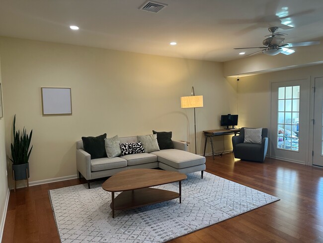 Living Room - 2084 Deer Run Dr