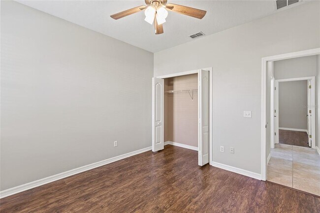 Building Photo - 2709 Savannah Dr