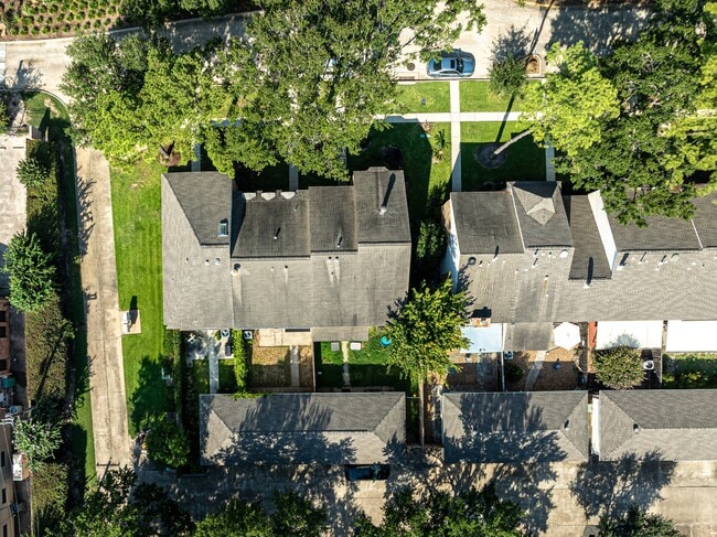 Building Photo - 1144 N Kirkwood Rd