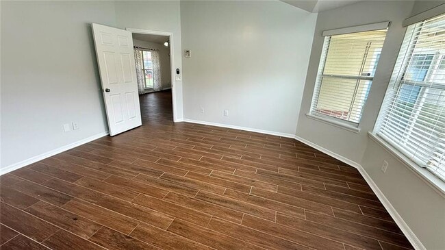 Building Photo - 12227 Braxted Dr