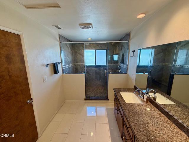 Building Photo - 609 N Monterey St