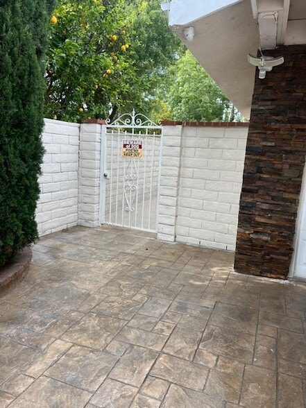 Building Photo - 17815 Prairie St