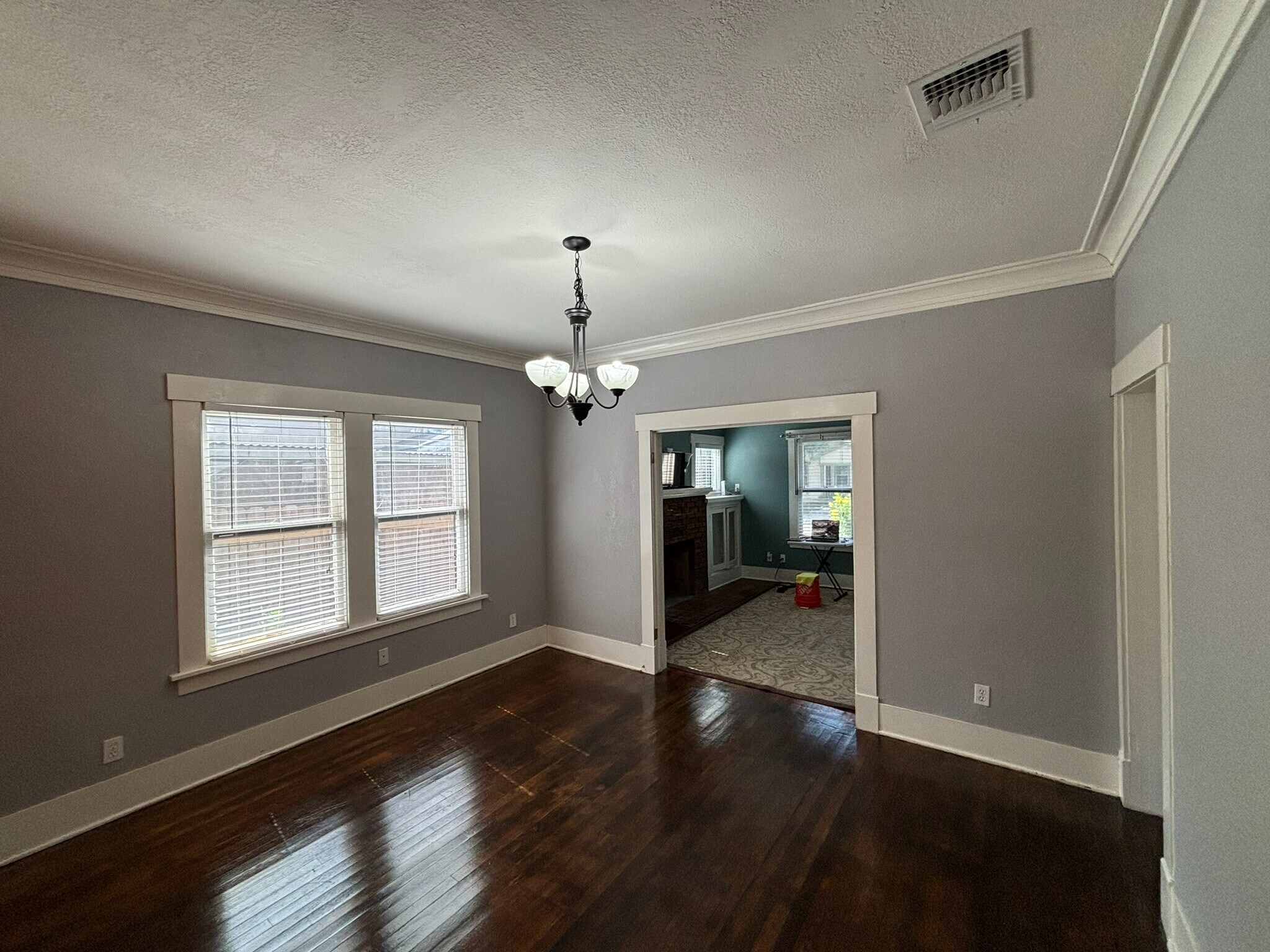Building Photo - Room in House on Avant Ave