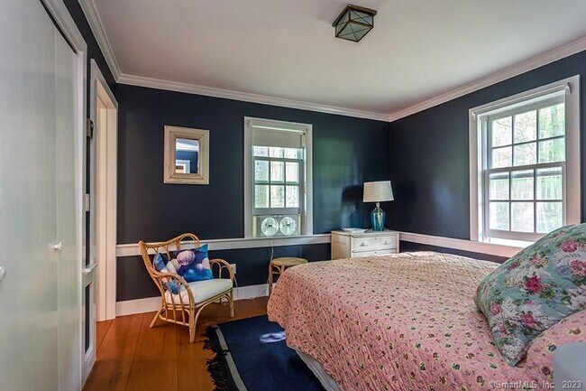 Building Photo - 5 Stone House Rd