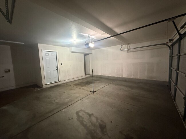 Building Photo - NewB SDS T 3634