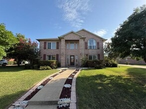 Building Photo - 222 Glen Ridge Dr