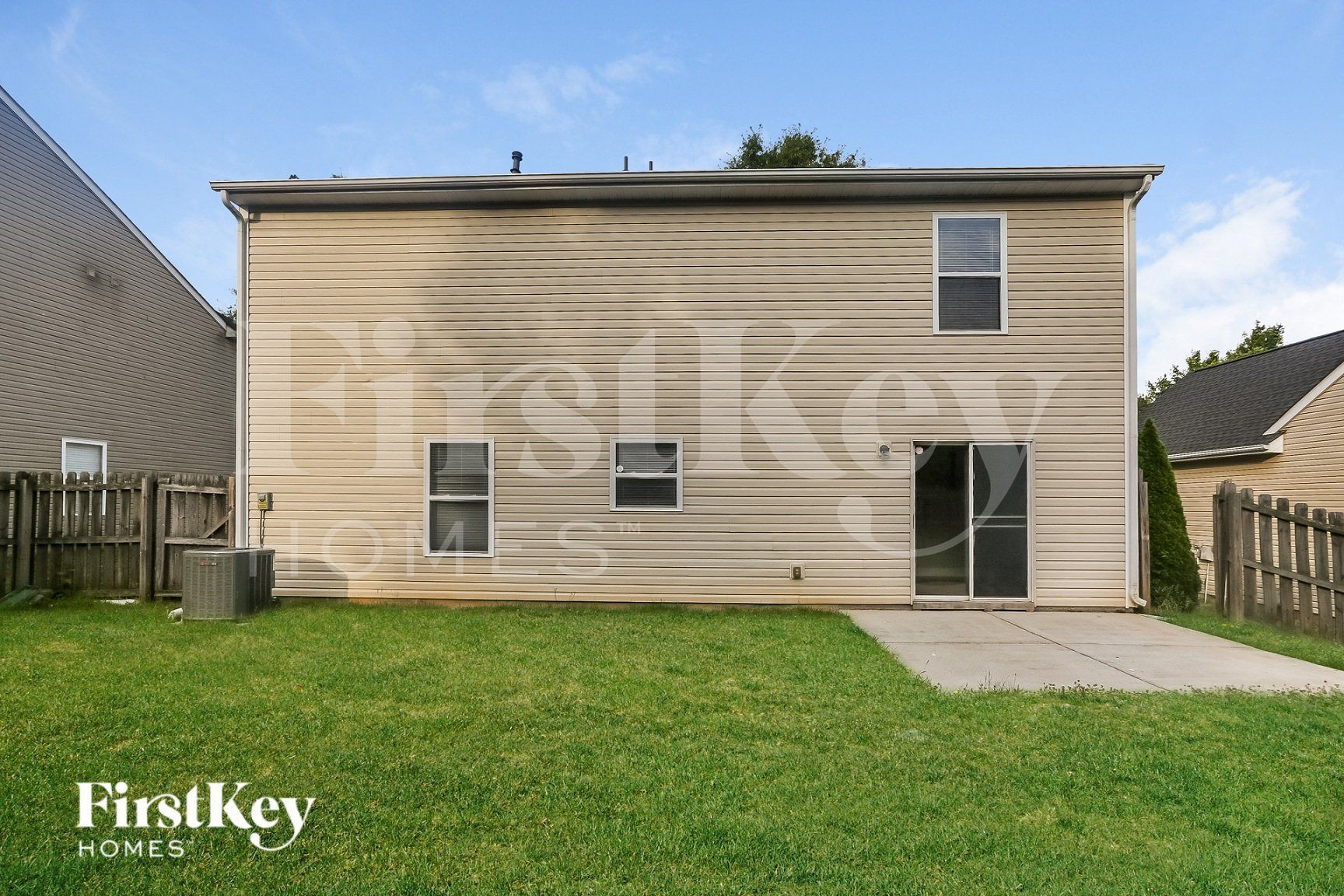 Building Photo - 3632 Larkhaven Village Dr