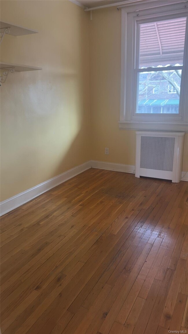 Building Photo - 3711 Ave. S