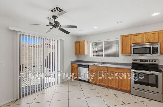 Building Photo - 3332 S Bowman Rd