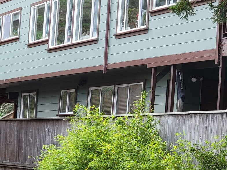 Building Photo - 1529 Grand Ave