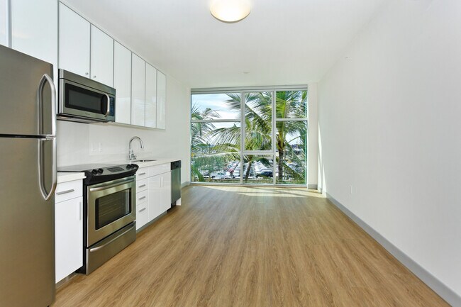 Primary Photo - Convenient Living in Kakaako! Collection L...