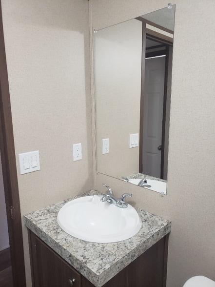 Building Photo - 15819 Lillja Rd