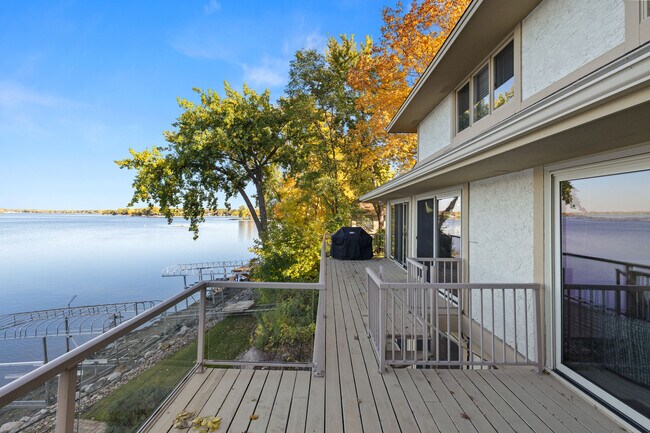 Building Photo - 4646 Lords St NE