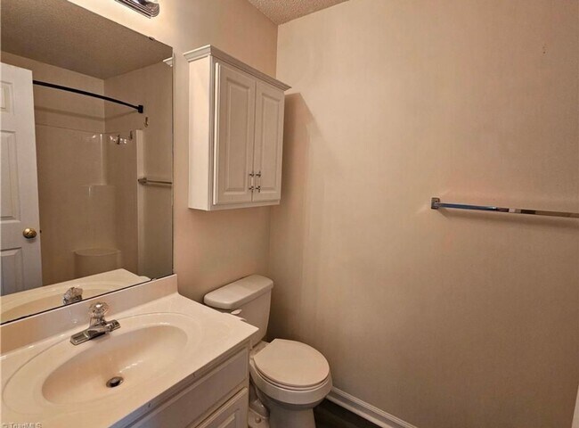 Building Photo - 2nd-level, 2-bedroom, 2-full bath condo