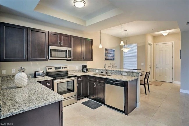 Building Photo - 421 SW 47th Terrace