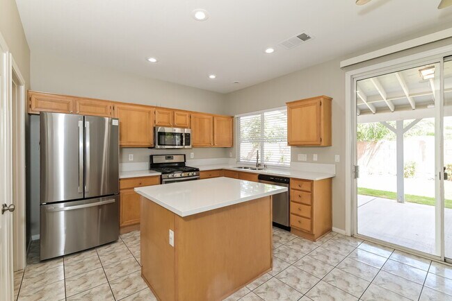 Building Photo - 1012 Desert Retreat Ct