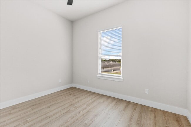 Building Photo - 2315 Progress Dr