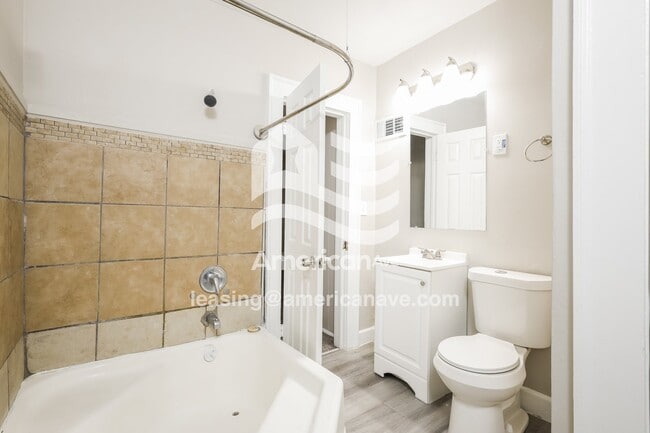 Building Photo - 1221 Azalea Ct