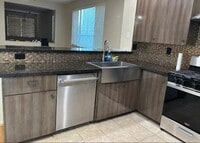 Building Photo - 6789 Brook Falls Cir