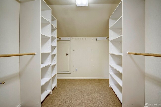 Building Photo - 4bd/3ba Seattle Home