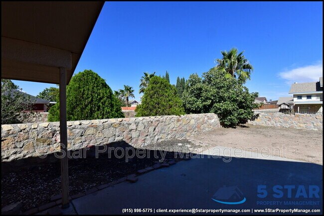Building Photo - 12257 Robert Dahl Dr
