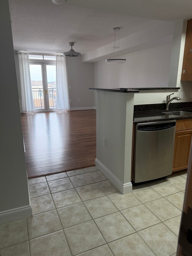 Building Photo - 11760 Sunrise Valley Dr