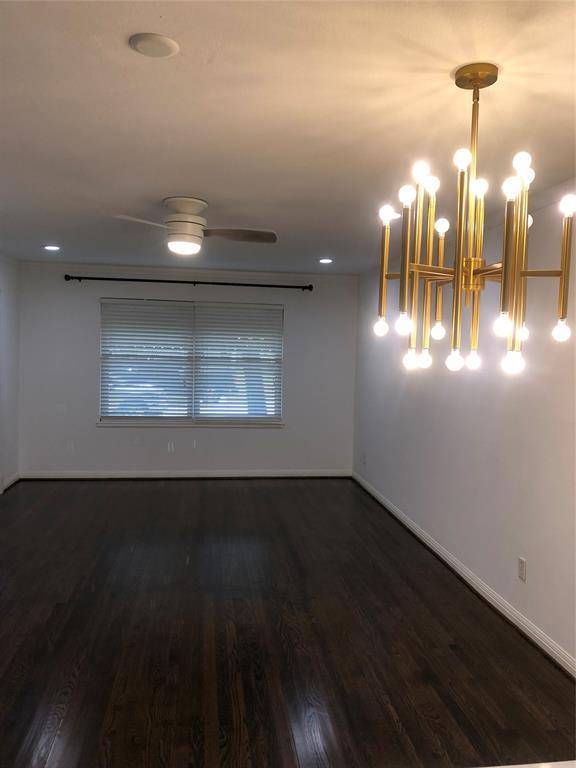 Building Photo - 1402 Chamboard Ln