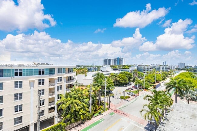 Building Photo - 3 Island Ave