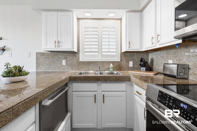 Building Photo - 28813 Perdido Beach Blvd