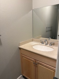 Building Photo - 5075 Valley Crest Dr