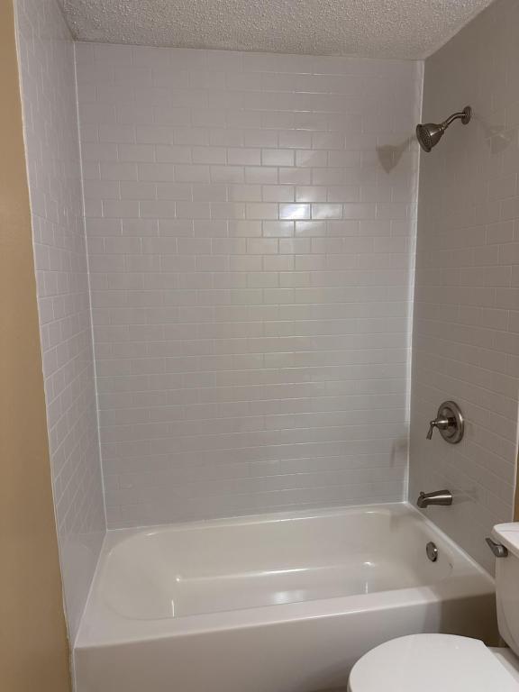 Building Photo - 1503 Park Wind Dr