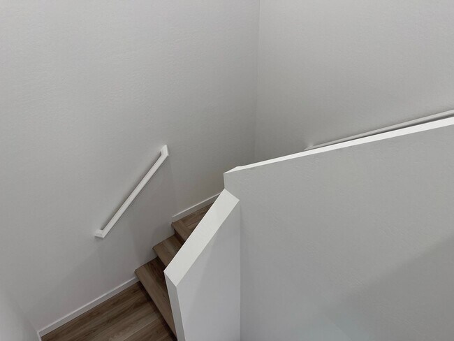 Building Photo - TOWN HOME WITH COMMUNITY POOL , GATED COMMUNITY in GILBERT!