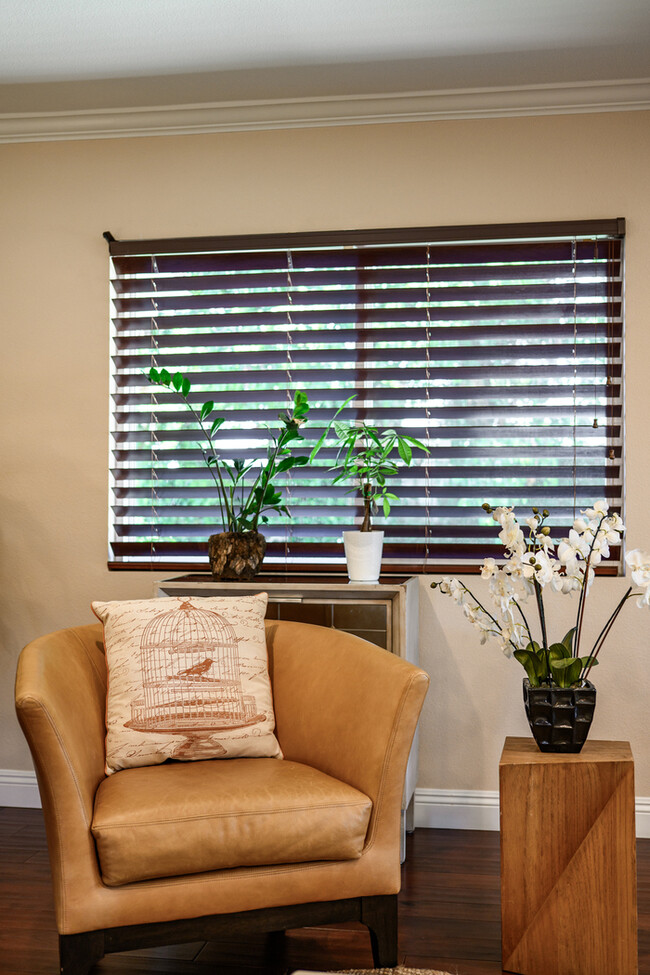 Building Photo - Chic Family house in West Covina