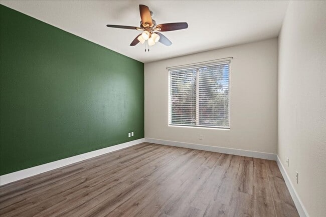 Building Photo - 4563 Townwall St