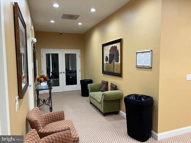 Building Photo - 2003 Connor Ct