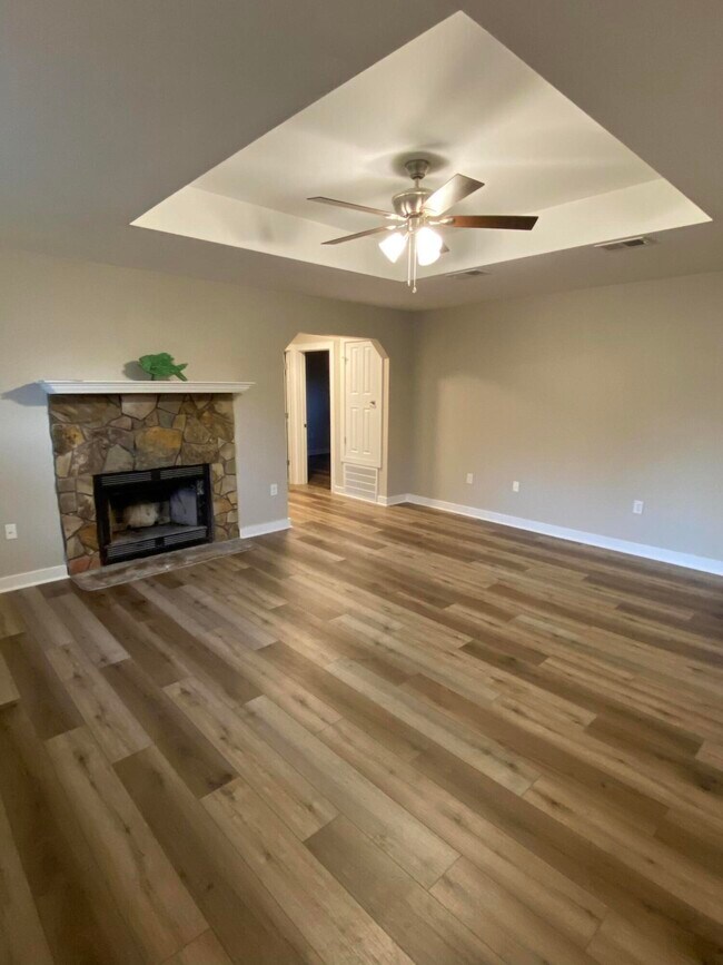 Building Photo - 2144 Casa De Oro St