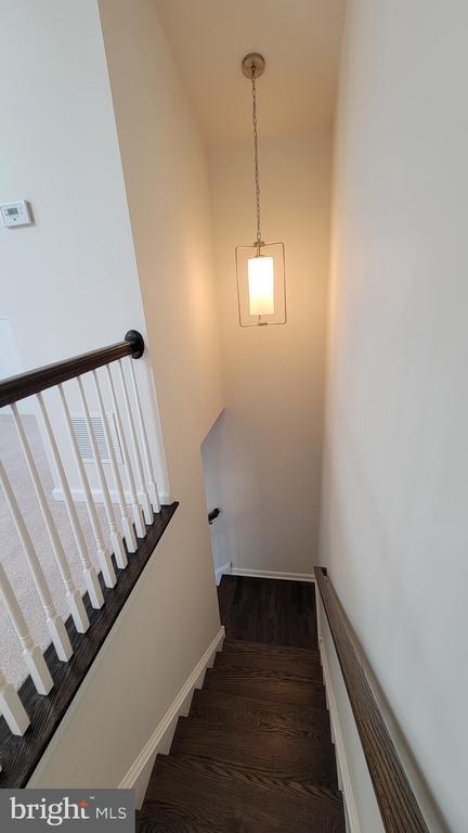 Building Photo - 41 Ways Ln