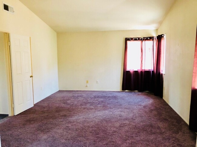 Building Photo - 3116 Coyote Rd