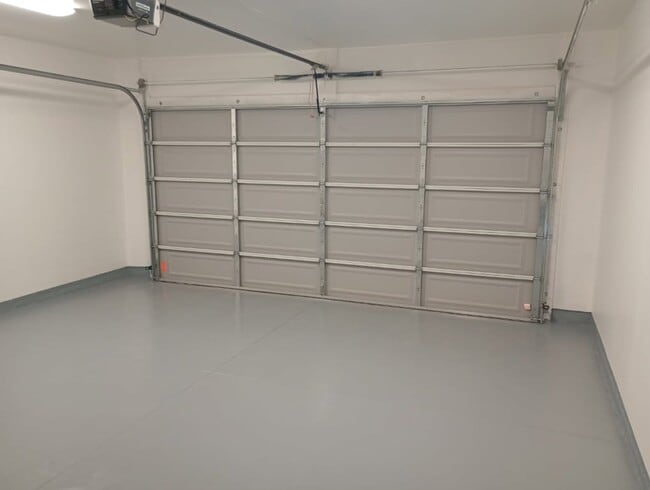 Building Photo - North D St