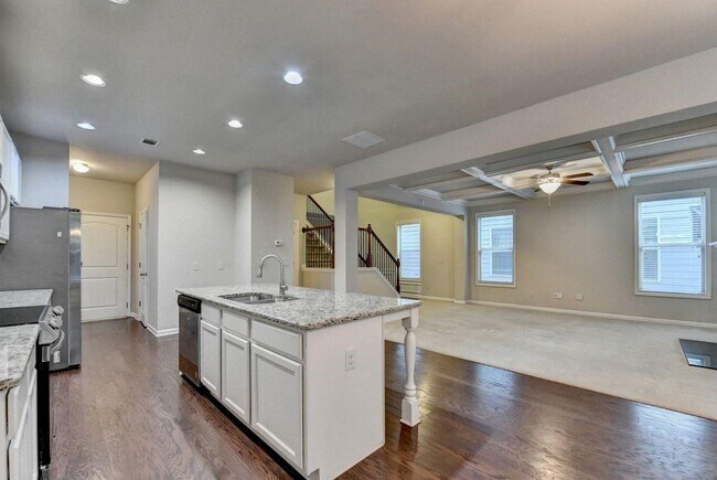 Building Photo - 5166 Apple Grove Rd NE
