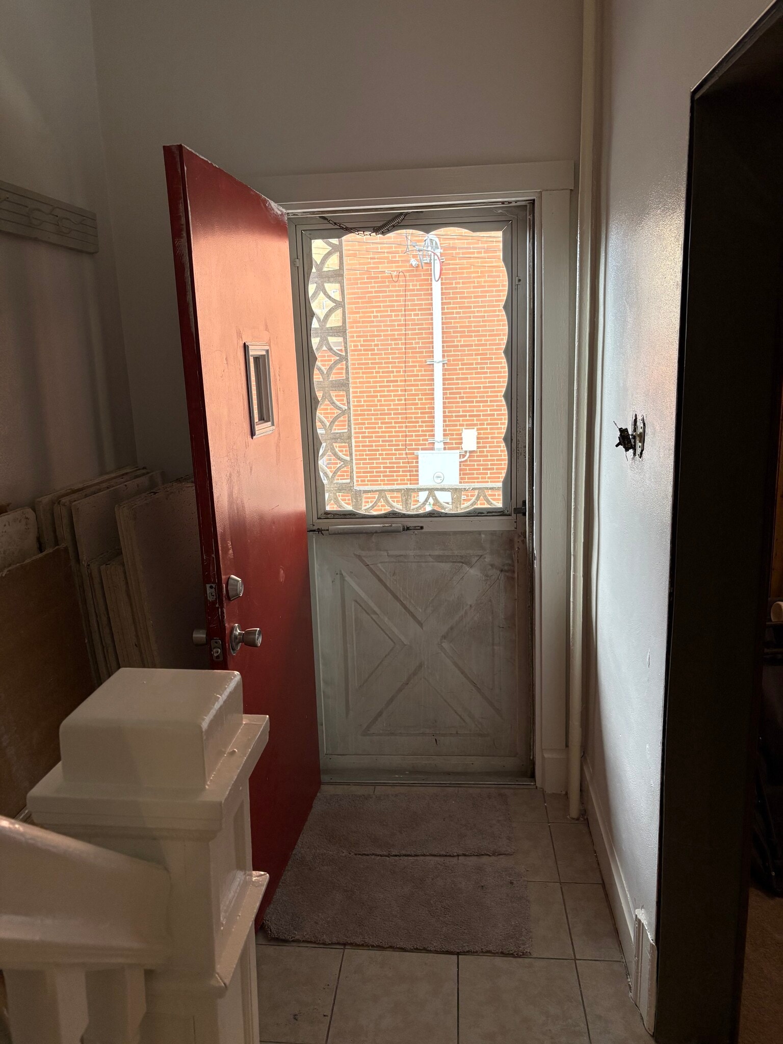 Building Photo - 818 Loyal Way